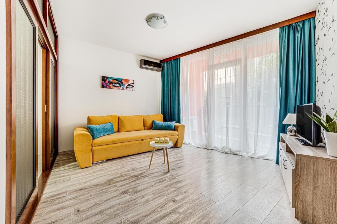 Ari Blue Apartment Ared In Kaufland Complex Arad Exteriér fotografie