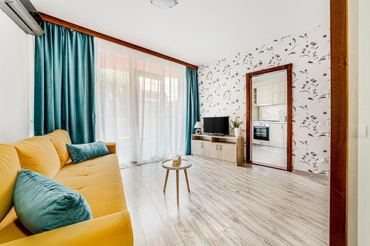 Ari Blue Apartment Ared In Kaufland Complex Arad Exteriér fotografie