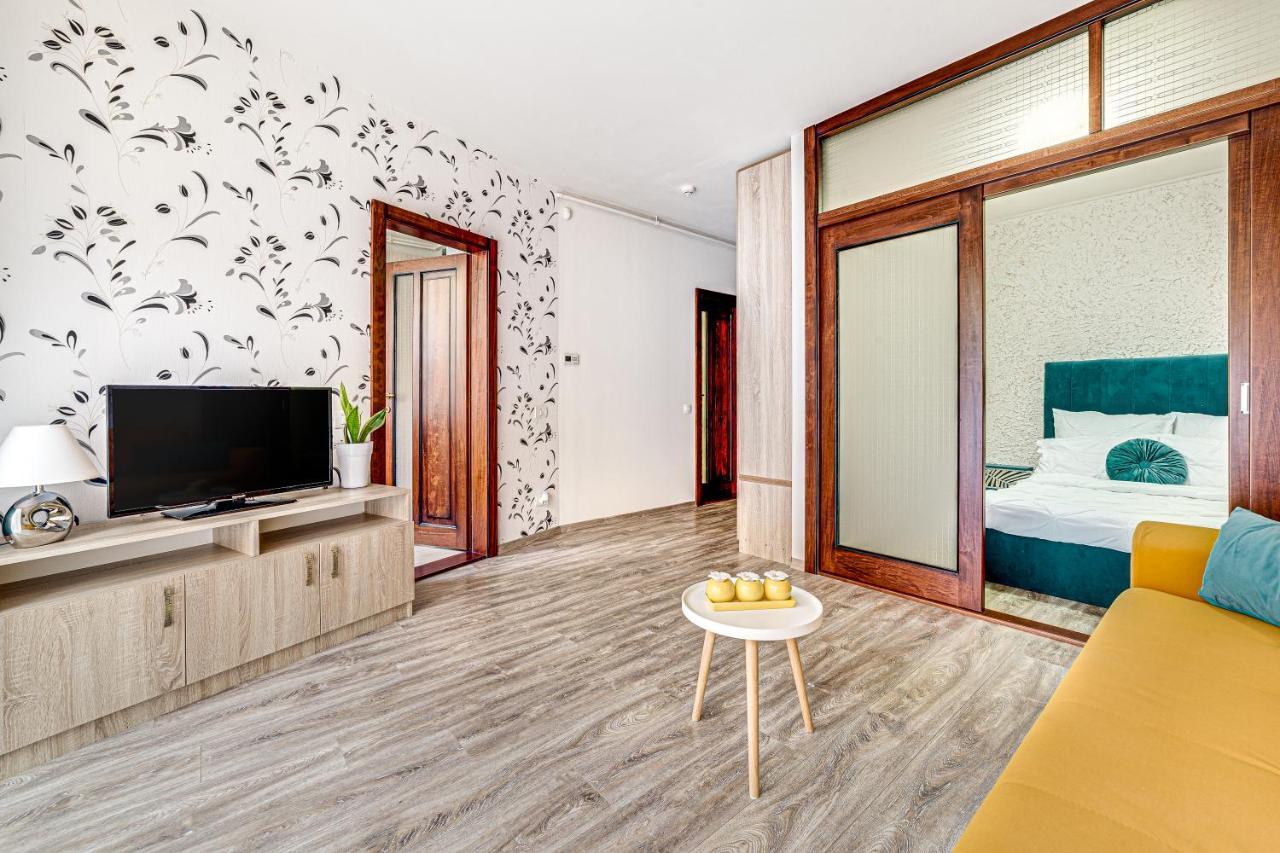 Ari Blue Apartment Ared In Kaufland Complex Arad Exteriér fotografie